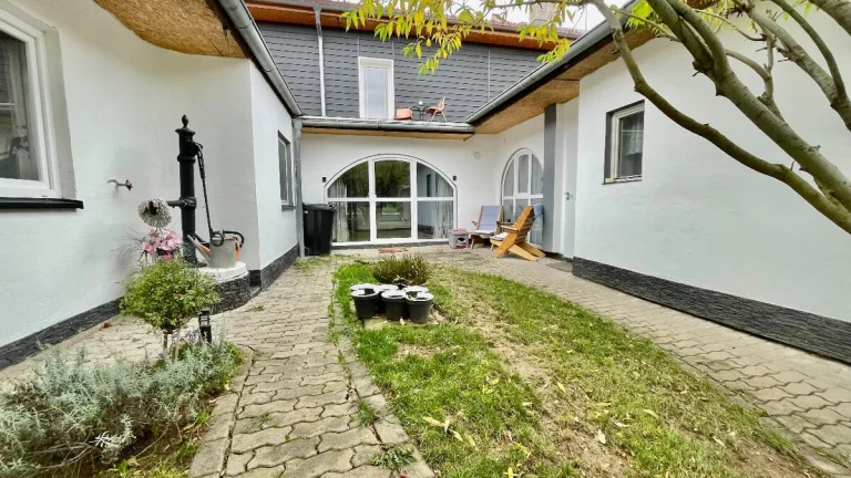 Prodej rodinného domu 218 m², pozemek 742 m² 11 NOVINKA