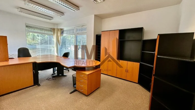NA PRENÁJOM MODERNÉ KANCELÁRSKE A KOMERČNÉ PRIESTORY