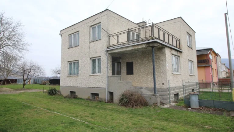 Rodinný dom v meste Strážske na predaj