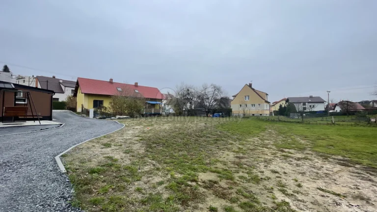 Pronájem zahrady, 300 m², Ludgeřovice, ul. Na Návsi