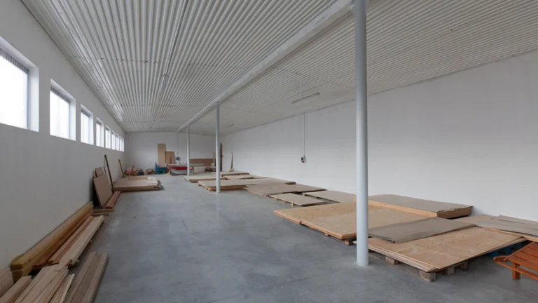 Pronájem skladu 288 m2 ve Vraňanech