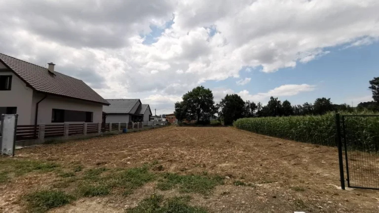 RADO | Na predaj pozemok 1160m2, projekt, Skalka nad Váhom