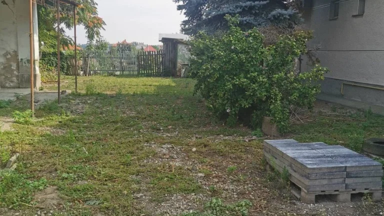 Na predaj pozemok v obci Baloň