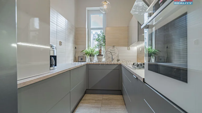 Prodej bytu 4+kk, 93 m², Český Těšín, ul. náměstí ČSA