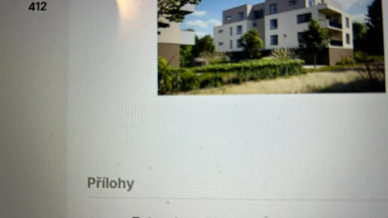 Garážové stání pro jedno osobní vozidlo