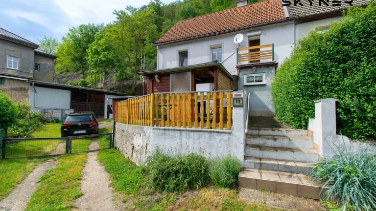 Prodej rodinné domy, 90 m2 - Povrly - Roztoky, ev.č. 01069