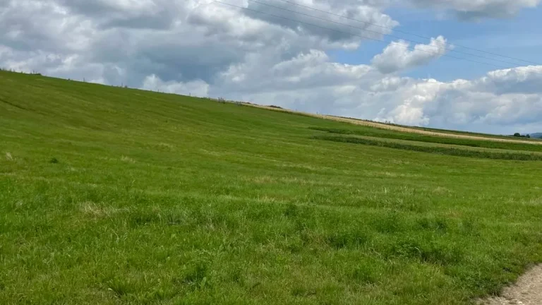 Stavebný pozemok so stavebným povolením