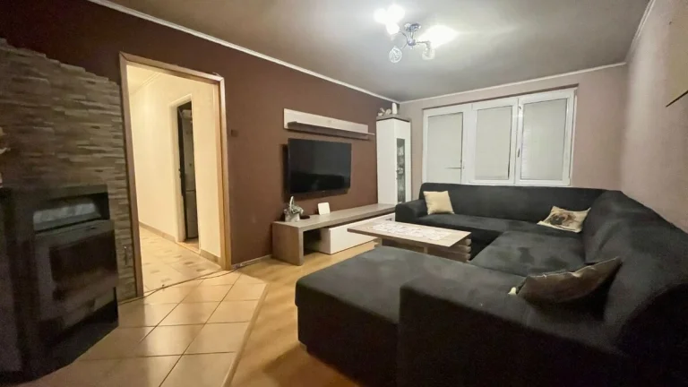 Na predaj, trojizbový byt 70 m2, Bojná, EXKLUZÍVNE, Rezervov