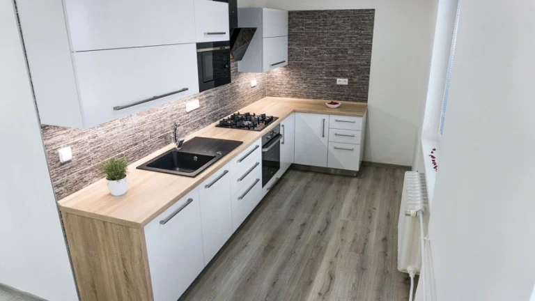 Prodej bytu 2+kk 51 m² Slavíkova, Ostrava - Poruba