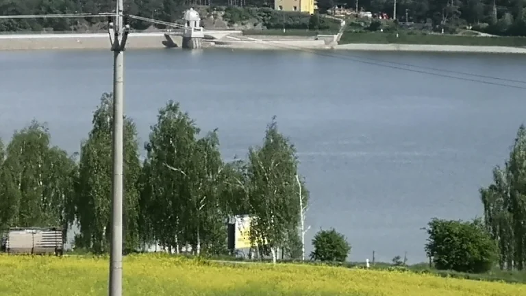 PRODEJ CHALUPY(CHATY)PO REKONSTRUKCI -PLUMLOV