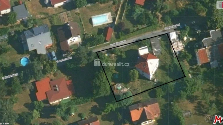 Prvorepubliková vila 5+kk, Senohraby