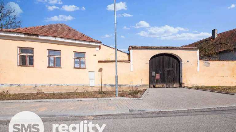 Rodinný dům 110 m² se zahradou 374 m² v Dešné u Dačic