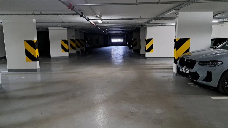 Pronájem podzemní garáže Praha 3