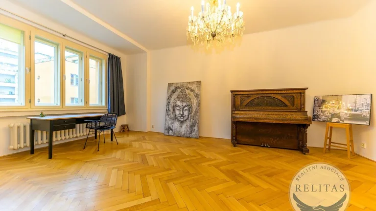 Pronájem bytu 3+1 98 m², U smaltovny 17, Praha 7 - Holešovic