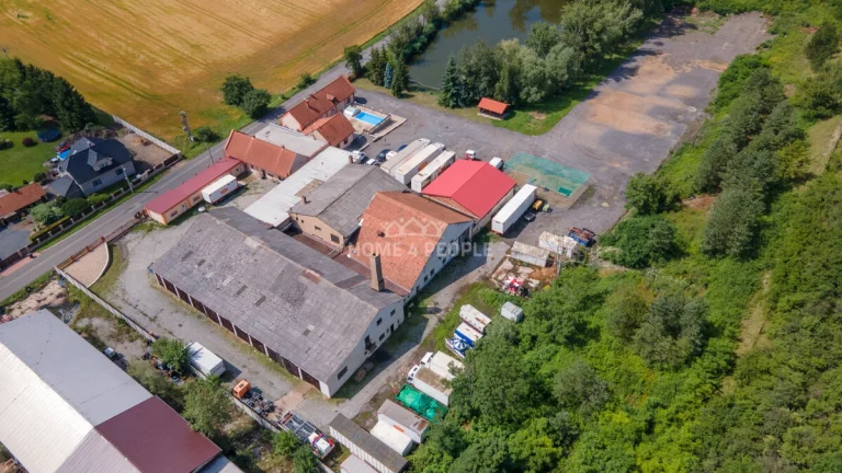Prodej komerčního areálu Přívory - Všetaty