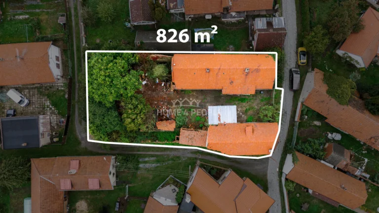 Prodej stavebního pozemku 826m2