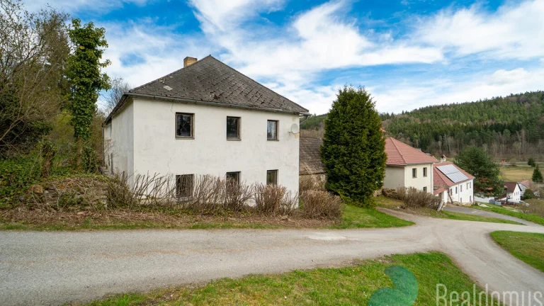Prodej, venkovská usedlost, pozemky 4718 m2, Lučenice (Chrob