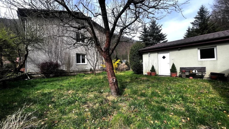 5- izb. dom- Ľubochňa, ÚP 154 m2, 437 m2 pozemok