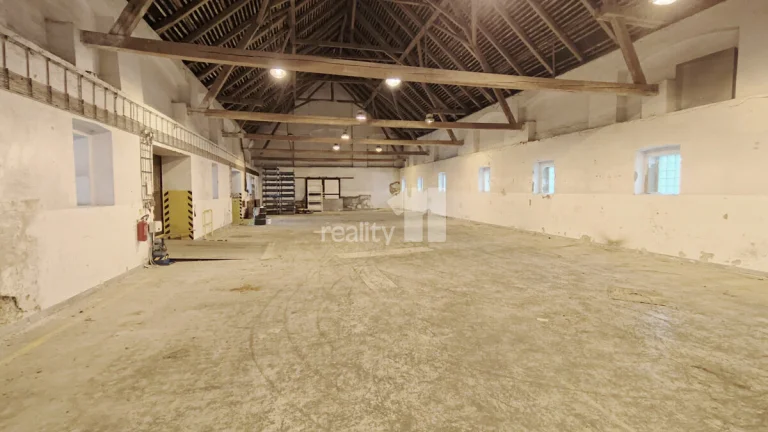 Pronájem skladu A 410 m2, Červeněves