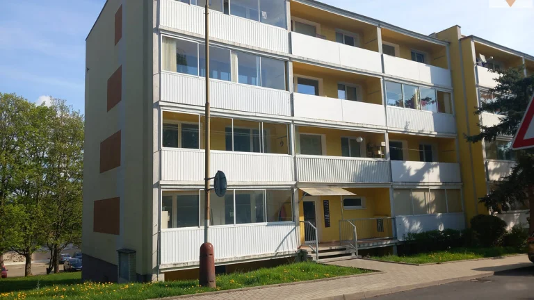 Nabízíme byt v osobním vlastnictví o dispozici 3+1 s lodžií,