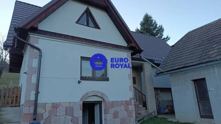 Samota Nová Baňa – Štále s hospodárskymi stavbami