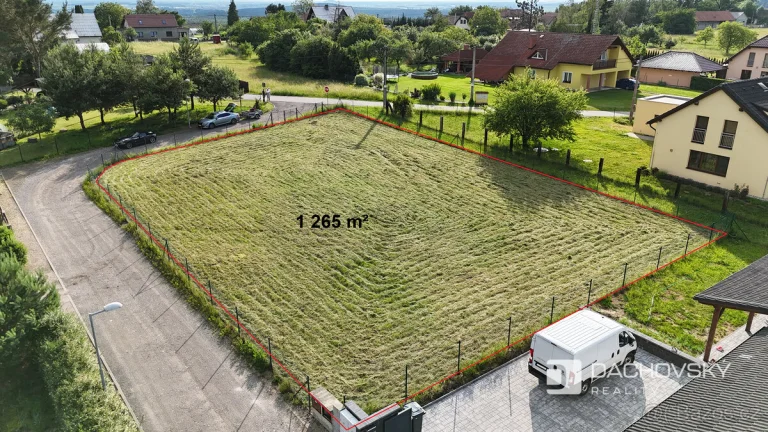 Prodej stavebního pozemku 1265 m² Poběžovice u Holic