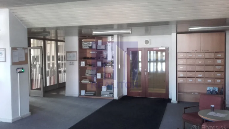 Prenájom - skladový priestor 26 m2, Banská Bystrica, Radvaň.