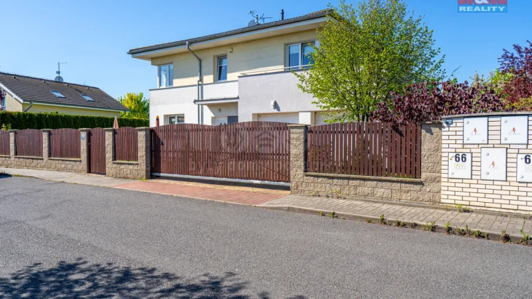 Prodej rodinného domu, 326 m², OV, Praha 10, ul. Kozáková