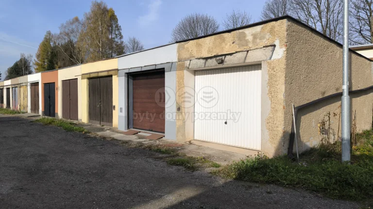 Prodej garáže, 21 m², Trutnov