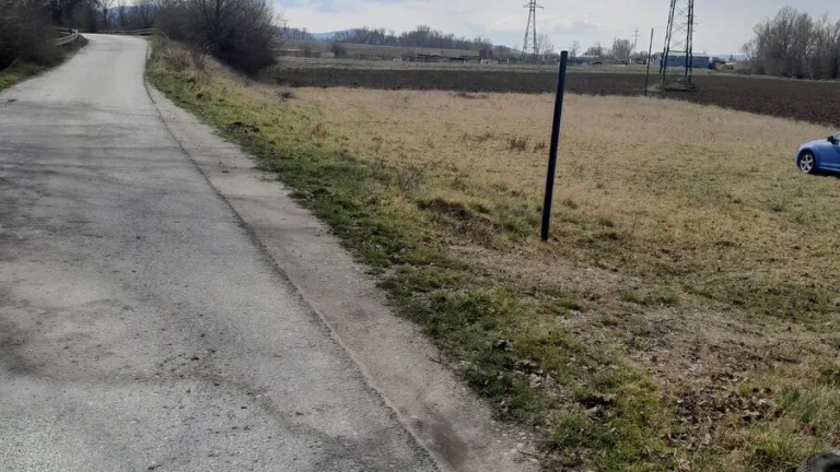 Trenčín Kostolná 2km od Trenčína.
