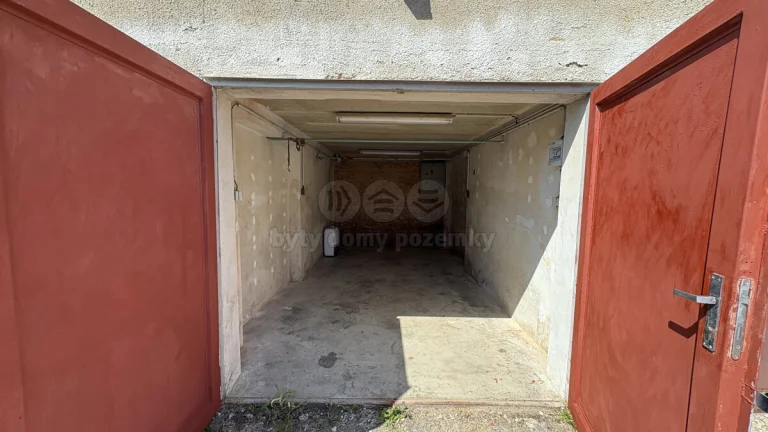 Pronájem garáže, 18 m², Plzeň, ul. Nad Dalmatinkou