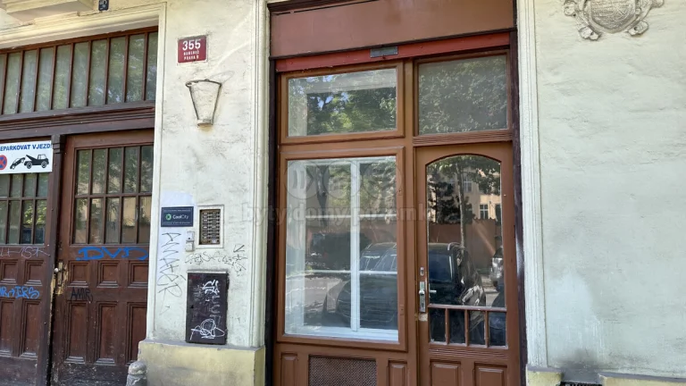 Pronájem obchod a služby, 22 m², Praha, ul. Bubenečská