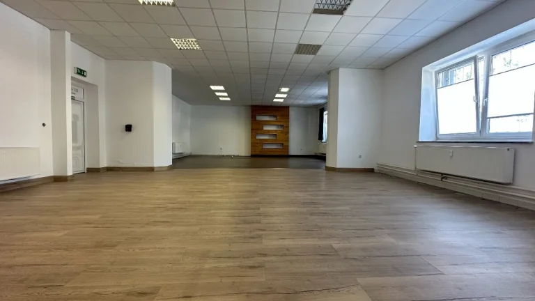 Obchodný/skladový priestor vo výbornej lokalite