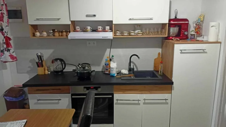 Samostatný klimatizovaný 1-izbový byt blízko centra mesta