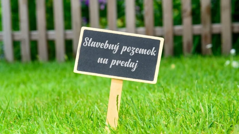 Stavevný pozemok v Šamoríne