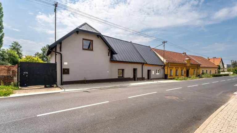 Litomyšl, RD 5+1,140m2, investiční příležitost, ubytování -