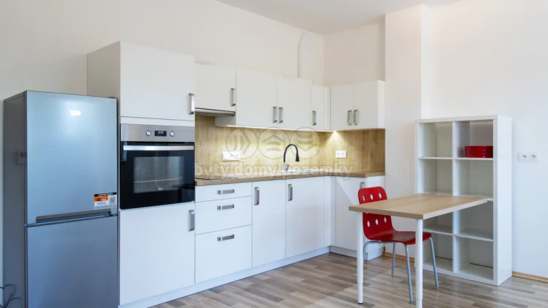Pronájem bytu 1+kk, 42 m², Jičín, ul. Ruská