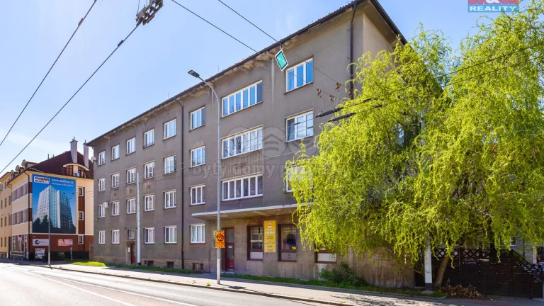 Prodej bytu 2+1, 75 m², Pardubice, ul. Štrossova
