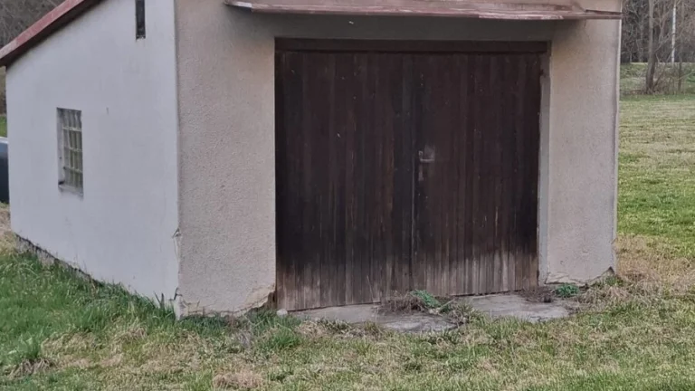 Zděná garáž - Svojanov předměstí