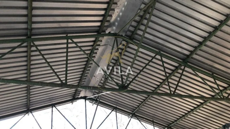 REZERVOVANÉ: prístrešok 450m2 - Váhovce