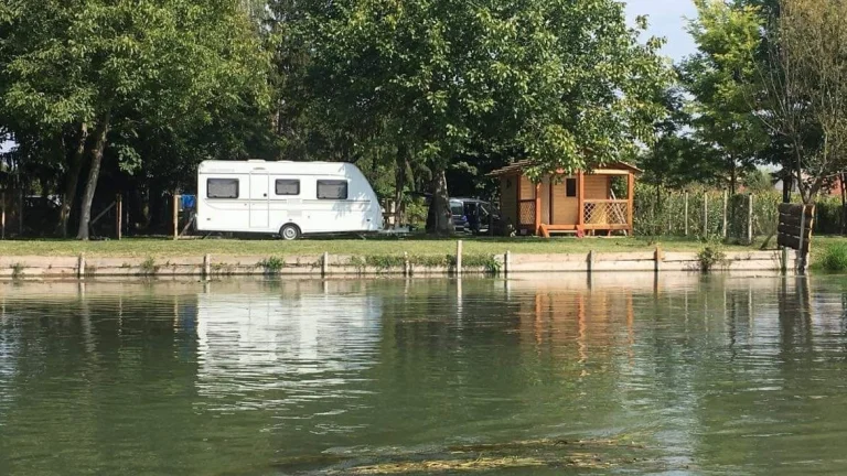IBA U NÁS KRÁSNE Rekreačné pozemky na Malom Dunaji