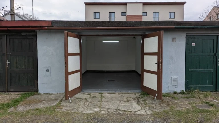 Pronájem garáže, 22 m², u ZOO, ul. Stromovka