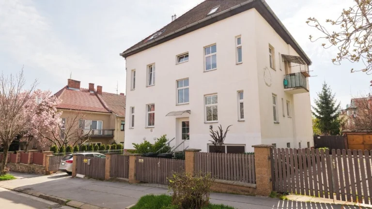Prodej bytu 2+1, 55 m² - ul. Zdráhalova, Brno