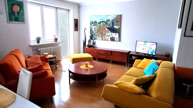 3 IZBOVÝ TEHLOVÝ BYT, 93m2, CENTRUM PIEŠŤAN
