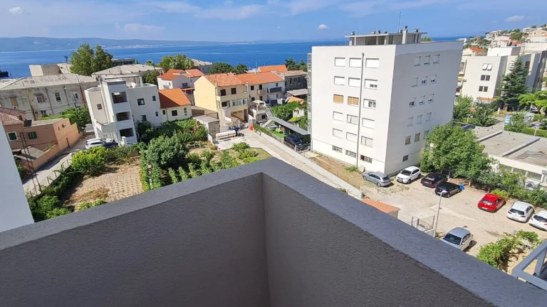☀Omiš(HR)-Kompletne zariadený 3 izbový apartmán s výťahom