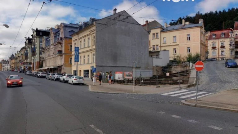 Prodej pozemek Komerční