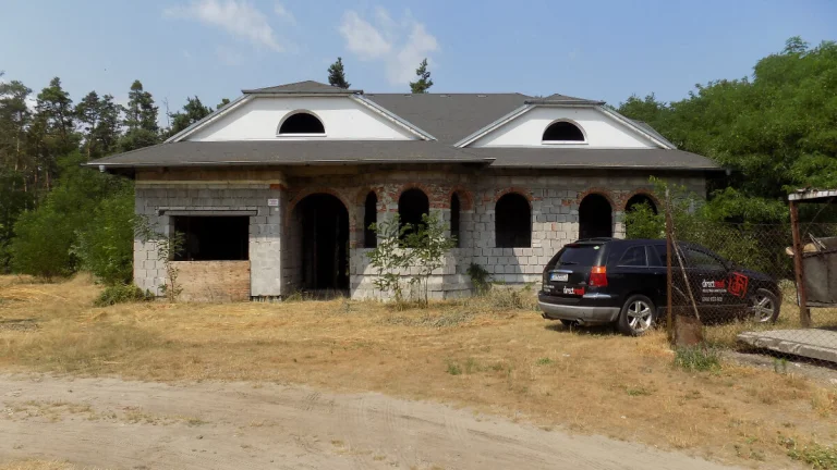 Predáme luxusný rozostavaný RD v Borskom Mikuláši