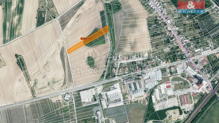 Prodej pole, 1065 m², Bzenec