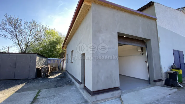 Pronájem autodílna, 24 m², Louny, ul. Říční