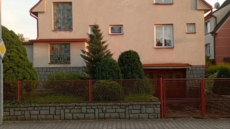 Prodej dvougeneračního RD Kovářov, okr. Písek